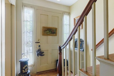 7 W Elm St, West Townsend, MA 01474 - photo 4