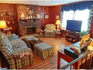 1404 Cathys Ln, North Wales, PA 19454 - photo 7