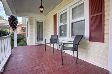 Walter-front porch