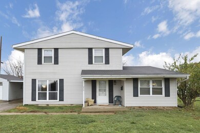 800 Grenada Rd, Columbus, OH 43207 - photo 2