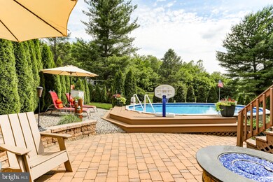 56 Manor Oaks Dr, Millersville, PA 17551 - photo 2