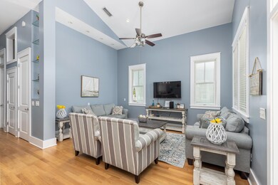 3609 Waverly-7