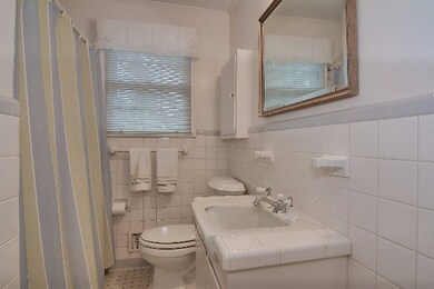Owner's bath
