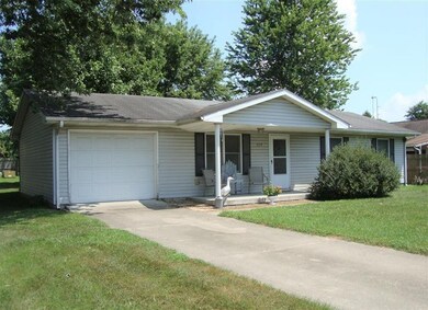 504 Woodruff Ct, Seymour, IN 47274 - photo 2