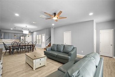 15217 Windward Dr unit 401, Corpus Christi, TX 78418 - photo 5