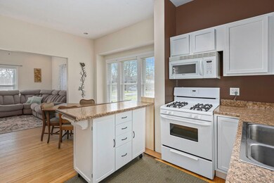 703NDartmouth_13