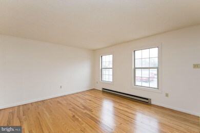 204 Nottoway Dr, Stephens City, VA 22655 - photo 4