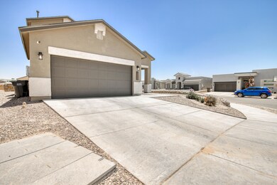 13829 Villa Vista Ave, Horizon City, TX 79928 - photo 3