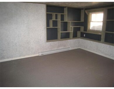 92 Aldrich St unit 2, Uxbridge, MA 01569 - photo 4