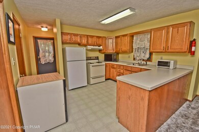 2 Kitchen (1)