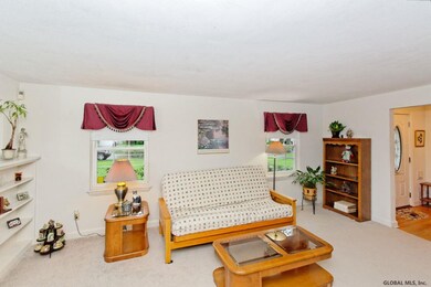 165 Brevator St, Albany, NY 12206 - photo 4