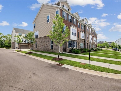 2805 Rathmore Ln, Ann Arbor, MI 48105 - photo 3