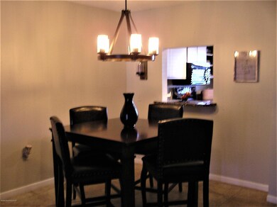Living-Dining 4