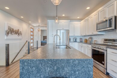 804 7th Ave West Unit 715