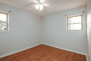 8000 Grenelle Dr, Louisville, KY 40228 - photo 6