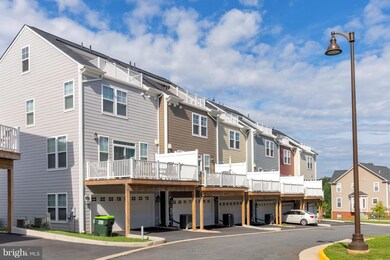 3022 Pinebrook Rd, Landover, MD 20785 - photo 6