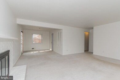 6019 Nealon Place, Alexandria, VA 22312 - photo 5