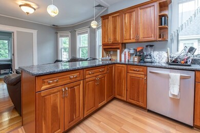 60 Trowbridge St unit 2, Arlington, MA 02474 - photo 2