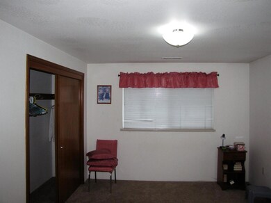 1074 Glengrove Ave, Central Point, OR 97502 - photo 7