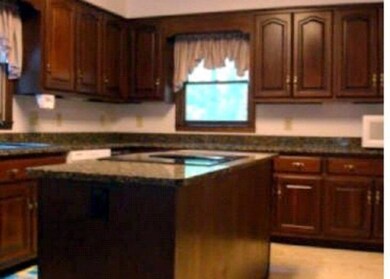 1296 Woodcrest Dr, Macon, GA 31210 - photo 6