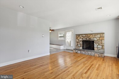 252 Kentucky Ave, Conshohocken, PA 19428 - photo 2