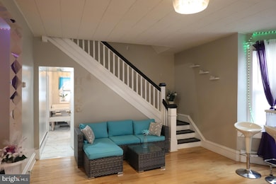 1106 E Bellevue Ave, Reading, PA 19605 - photo 7