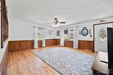 105 Donna Ave, Gastonia, NC 28052 - photo 4