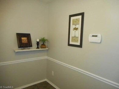Eat-in Kitchen Area