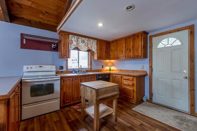84 Great East Ln, Brookfield, NH 03872 - photo 2