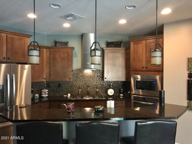 KITCHEN ISLAND