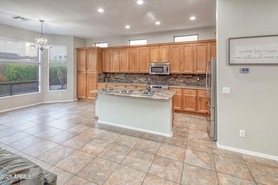 03 Kitchen : Dinig