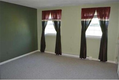 2 George St unit D, Plainville, MA 02762 - photo 4