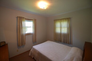 120 Pyle St, Geneva, IN 46740 - photo 5