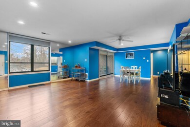 Elmont Condominium unit 321, Baltimore, MD 21215 - photo 4