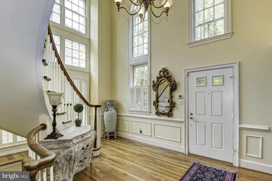 9406 Turnberry Dr, Potomac, MD 20854 - photo 3