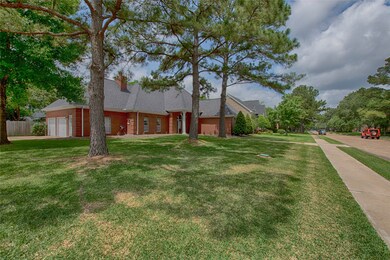 1406 Silverleaf Dr, Friendswood, TX 77546 - photo 4