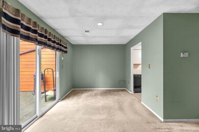 7585 Weather Worn Way, Columbia, MD 21046 - photo 6