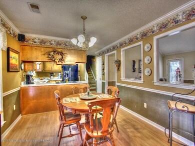 Breakfast Room 2