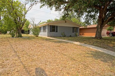 1016 W 4th St, Weslaco, TX 78596 - photo 3