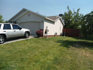 1401 W Hasket Ct, Nampa, ID 83686 - photo 2