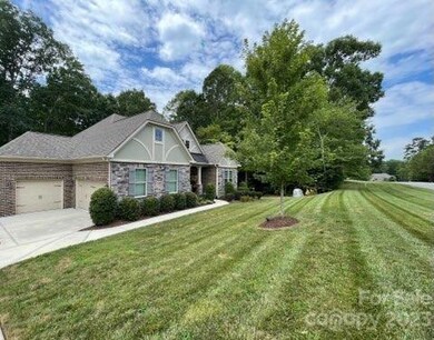 3720 Blue Sky Dr, Denver, NC 28037 - photo 2