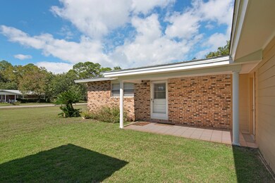 143 Homestead St_20211024_025