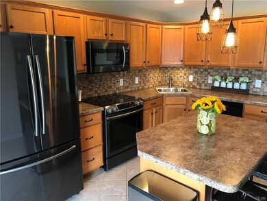 861 N Fork Dr, Easton, PA 18040 - photo 2