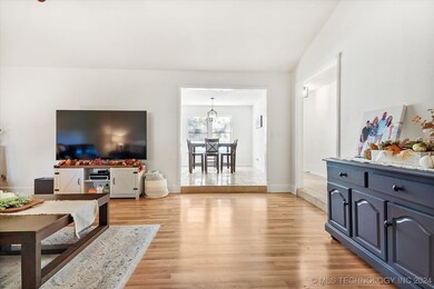 Living into the dining/kitchen