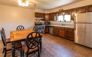 7331 Lehigh Cir, Slatington, PA 18080 - photo 3