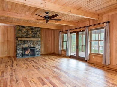 Spectacular open living room with pecan floors, cy