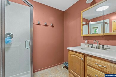 1566 Ewald Ave SE, Salem, OR 97302 - photo 7