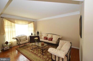 42349 Friendship St, Chantilly, VA 20152 - photo 7