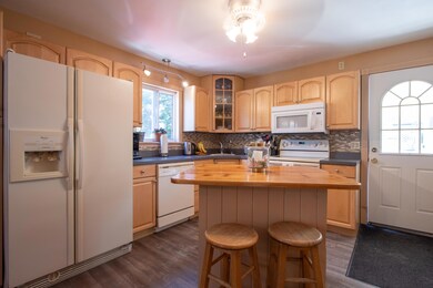 6 Harvard St, Biddeford, ME 04005 - photo 4