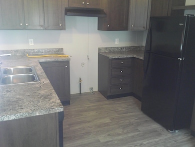 314 N Green Meadow St SE unit 314N, Grand Rapids, MI 49548 - photo 2